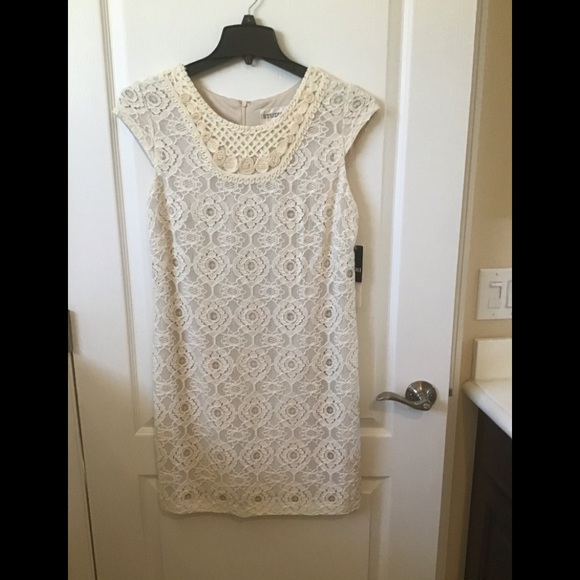 Studio I Dresses & Skirts - Lace Dress